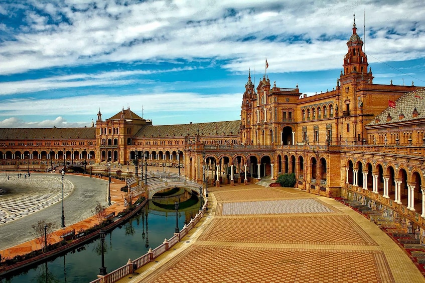 Picture 6 for Activity From Malaga: Seville Private Tour with Alcazar and Cathedral