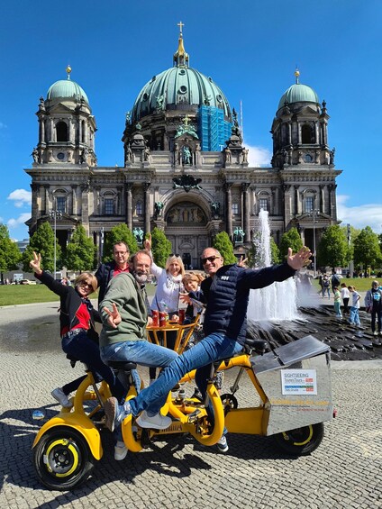 Picture 22 for Activity Berlin: Guided Sightseeing Tour with Conference Bikes