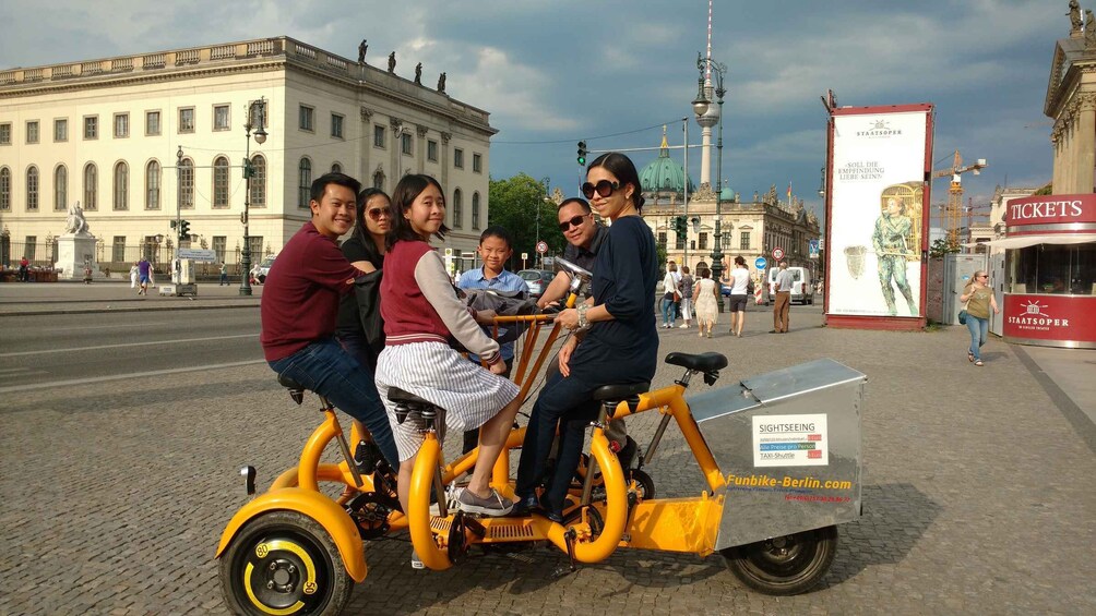 Picture 14 for Activity Berlin: Guided Sightseeing Tour with Conference Bikes