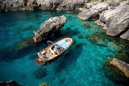 Capri: Half-Day Private Customisable Cruise with Snorkelling