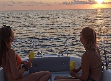 Tropea : Coucher de soleil croisière à Capo Vaticano avec apéritif