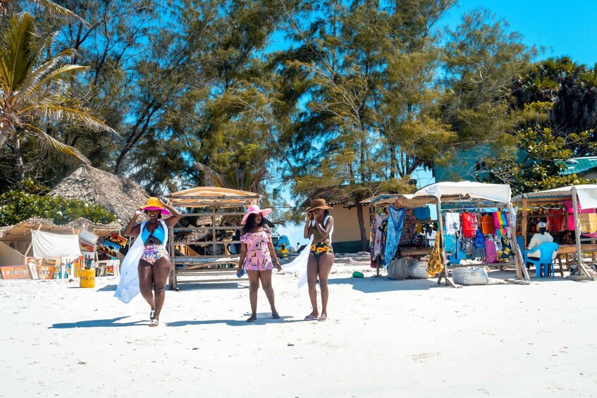 Picture 26 for Activity Blue Safari: Snorkeling at Watamu Marine Park & Seafood