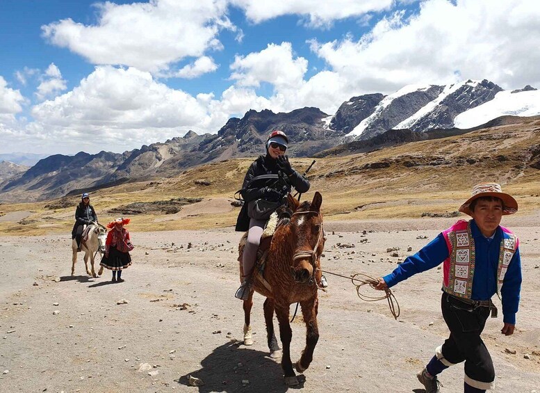 Full day excursion to the Rainbown Mountain on horses