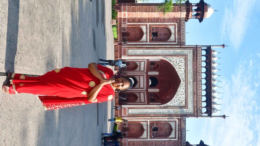 Picture 13 for Activity From Delhi: Taj Mahal Sunrise & Agra Private Day Trip