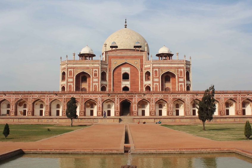 Picture 3 for Activity Mumbai : 2 Day Private Tajmahal , Agra, Delhi Tour