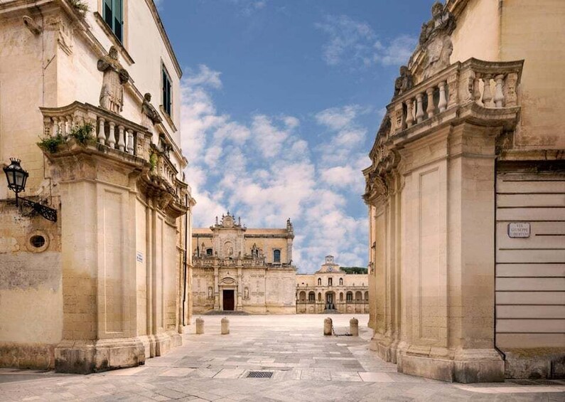 Lecce guided tour with underground discoveries