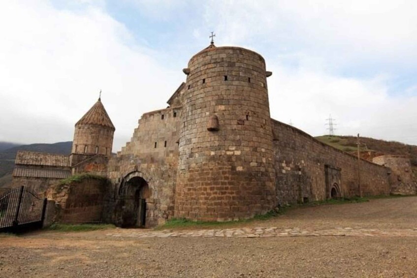 Private: Khor Virap, Areni winery, Noravank, Tatev, ropeway