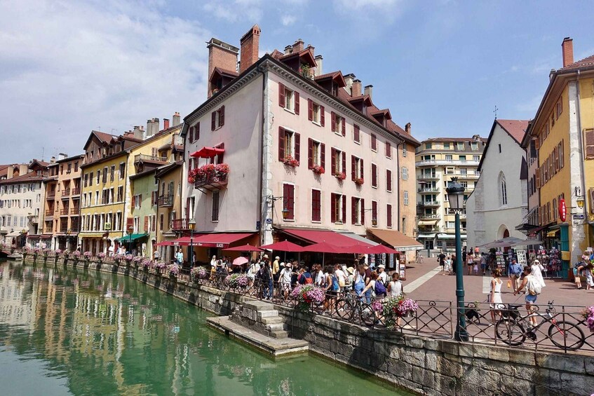 Annecy: Private Guided Walking Tour