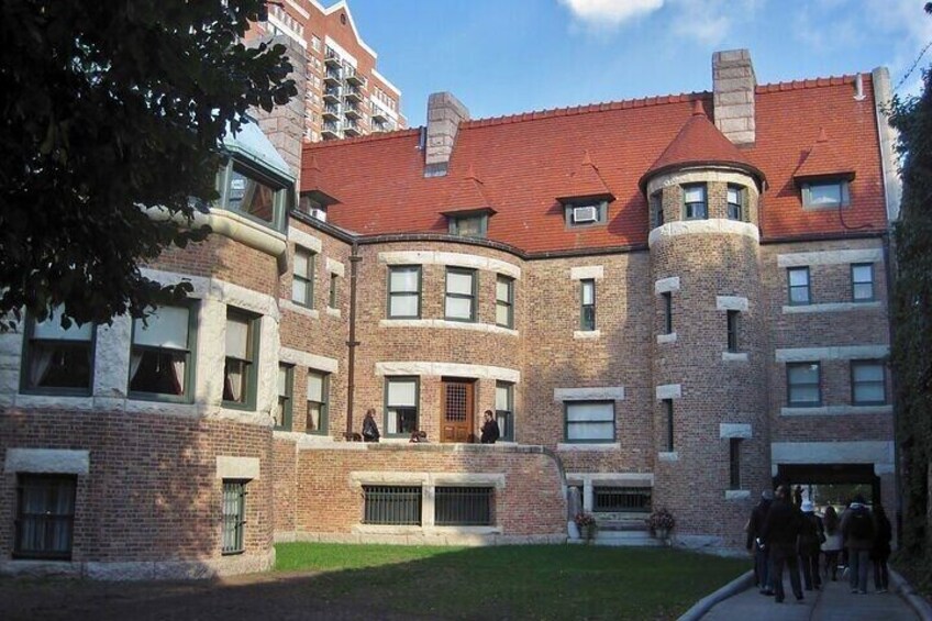 One of Prairie Avenue's many haunted buildings