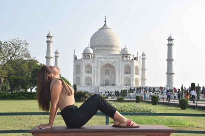 Fra Delhi: Taj Mahal Agra-tur med luksusbil med 5 * lunsj