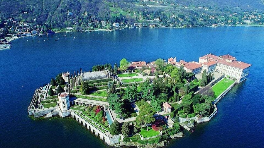 Stresa - Boat tour of Isola Bella