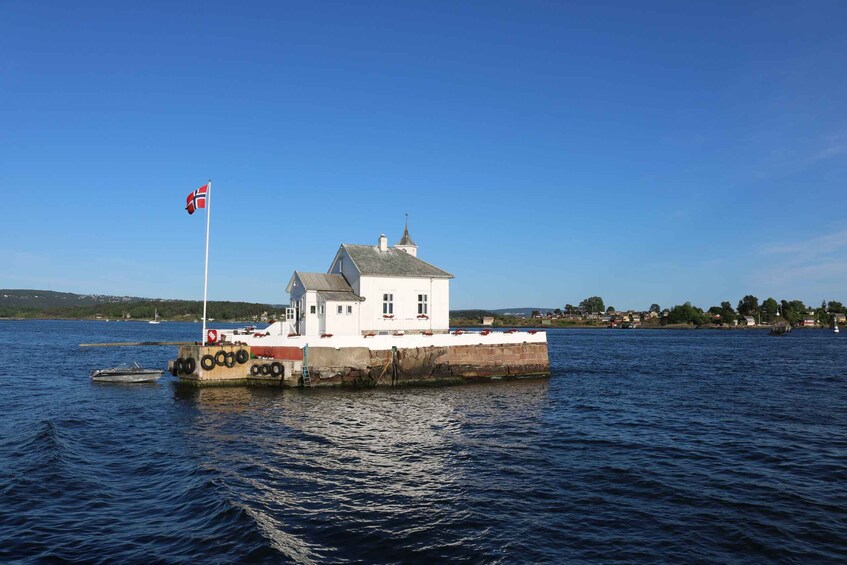 Picture 11 for Activity Oslo: City Highlights Guided Tour by Coach with Fjord Cruise