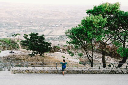 Fra Trapani: Spasertur i Erice og prøvesmaking av lokale produkter