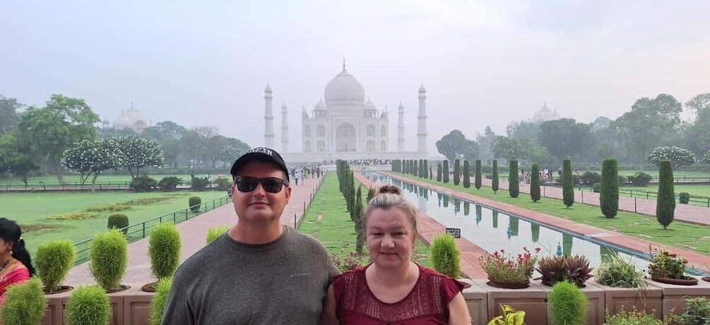 Picture 1 for Activity Same Day Taj Mahal Tour By Flight From Ahmedabad