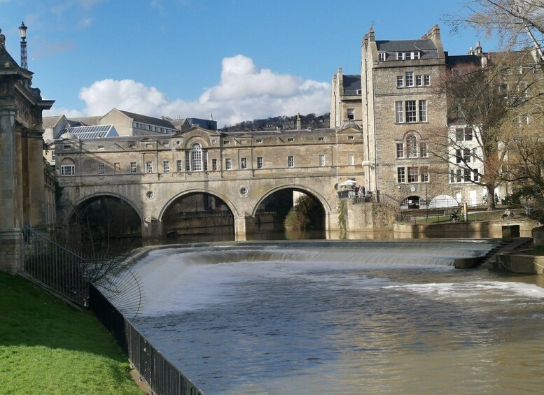 Picture 4 for Activity From Southampton: Stonehenge and Bath Guided Day Trip