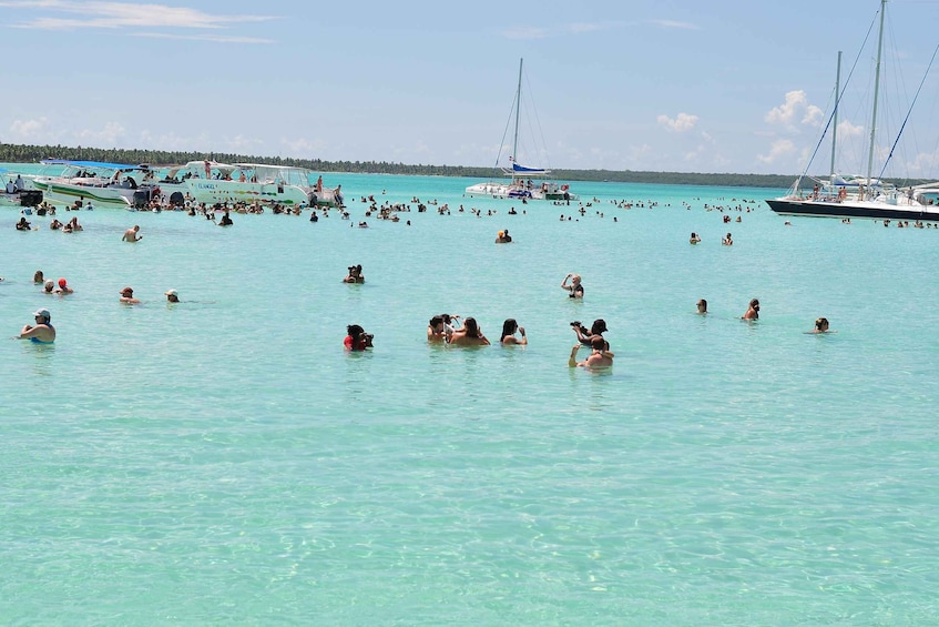 Picture 2 for Activity Saona island: Catamaran and speed boat Full-Day Trip