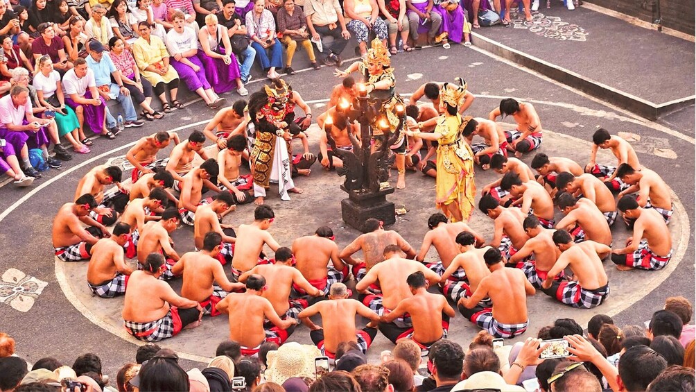 Picture 5 for Activity Bali: Uluwatu Temple, Kecak Fire Dance & Jimbaran Bay