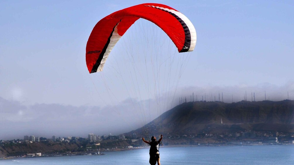 Picture 5 for Activity Paragliding Flight with a private pilot on Costa Verde-Lima