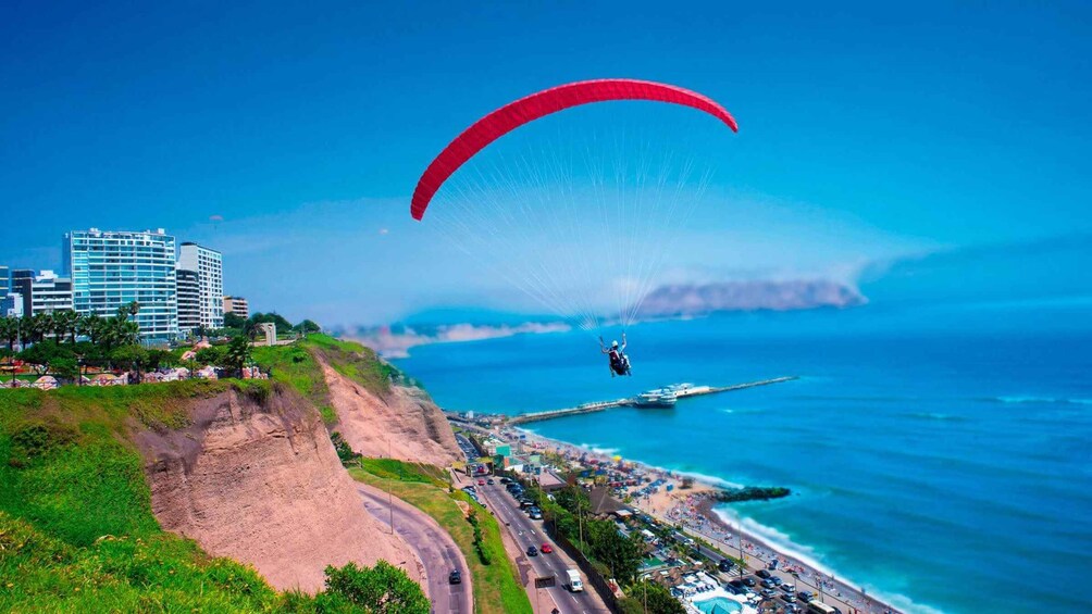 Picture 4 for Activity Paragliding Flight with a private pilot on Costa Verde-Lima