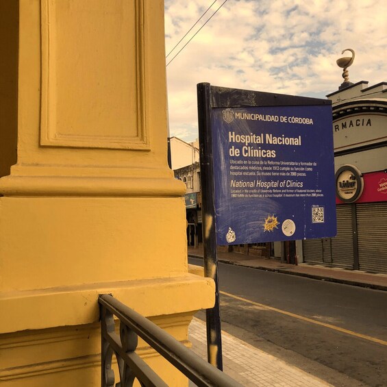 Picture 3 for Activity Alberdi Neighborhood: Revolutionary Identities Walking Tour