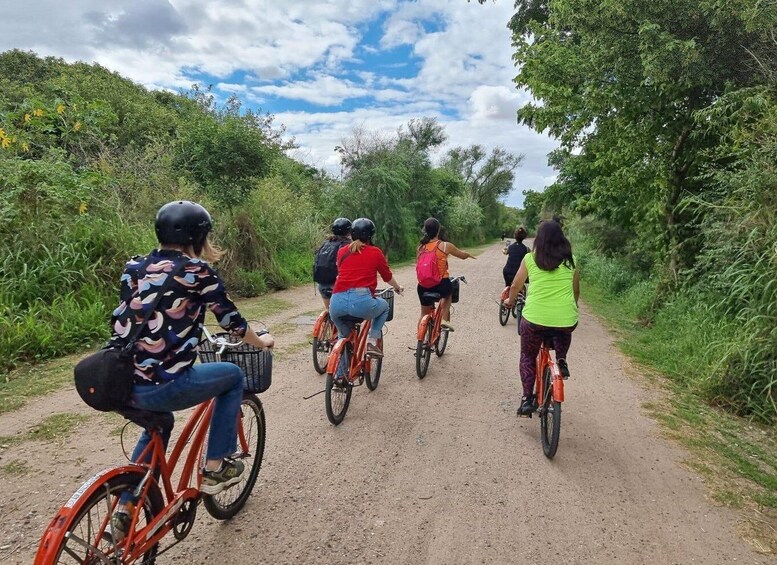 Picture 3 for Activity Bike Tour: Buenos Aires to the South (E-Bike)