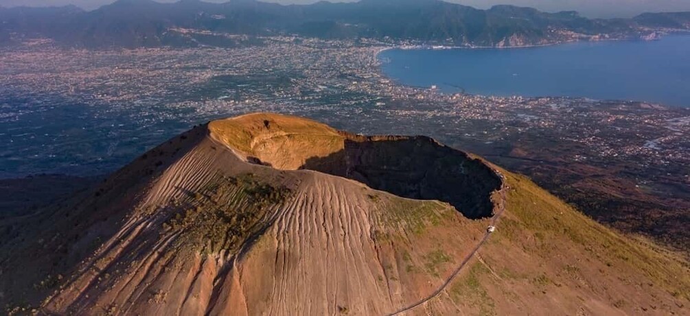 Picture 1 for Activity From Ercolano: Vesuvio Park Entry Ticket and Roundtrip Bus