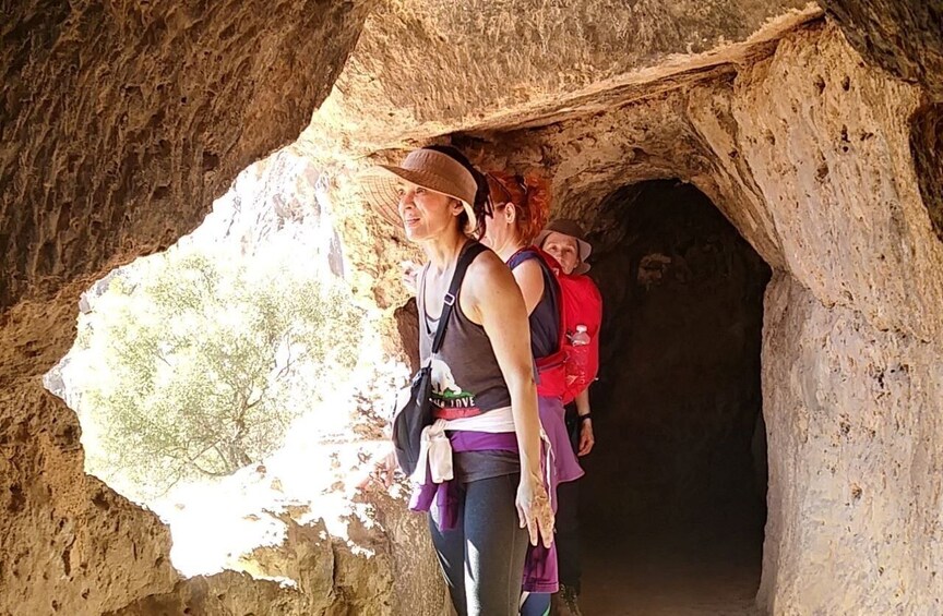 Picture 2 for Activity From Valencia: Peña Cortada Aqueduct Hiking Day Tour