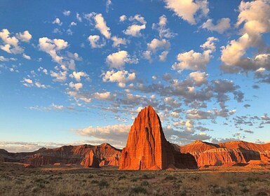 Cathedral Valley 4X4 Tour, Temples of the Sun and Moon 4 Hrs