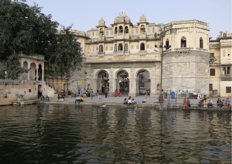 Picture 1 for Activity Highlights of Udaipur City -Guided Half-Day Car Tour