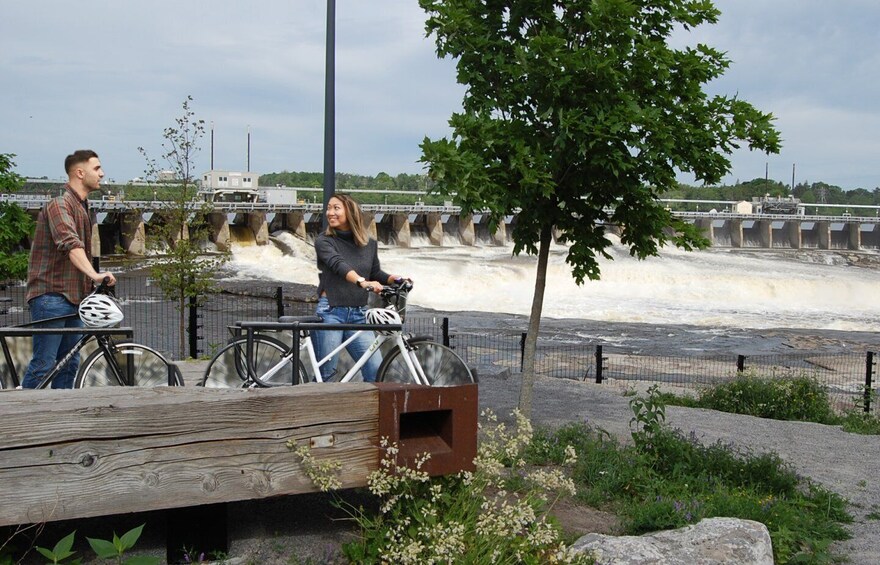 Picture 4 for Activity Ottawa: Guided Bike Tour through Gatineau and Ottawa