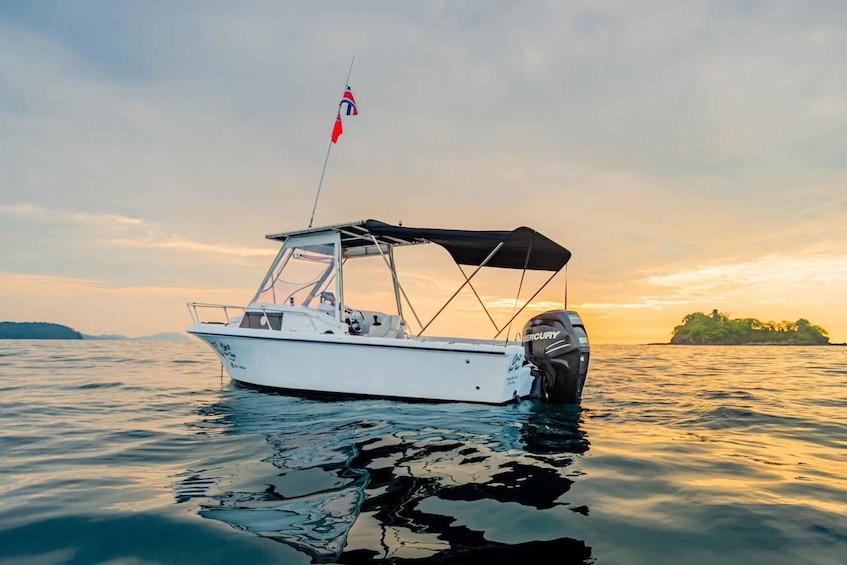 Picture 10 for Activity Costa Rica: Guided Beach Hopping Ocean Experience