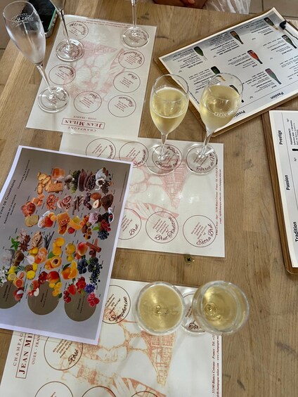 Picture 25 for Activity From Reims/Epernay: Private Gold Champagne Tasting Tour