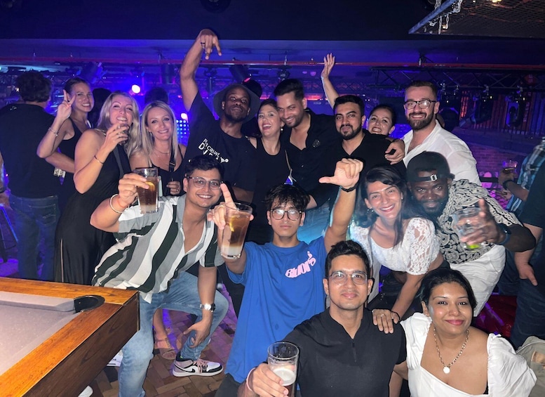 Picture 2 for Activity Dubai: Pub Crawl Nightlife Tour