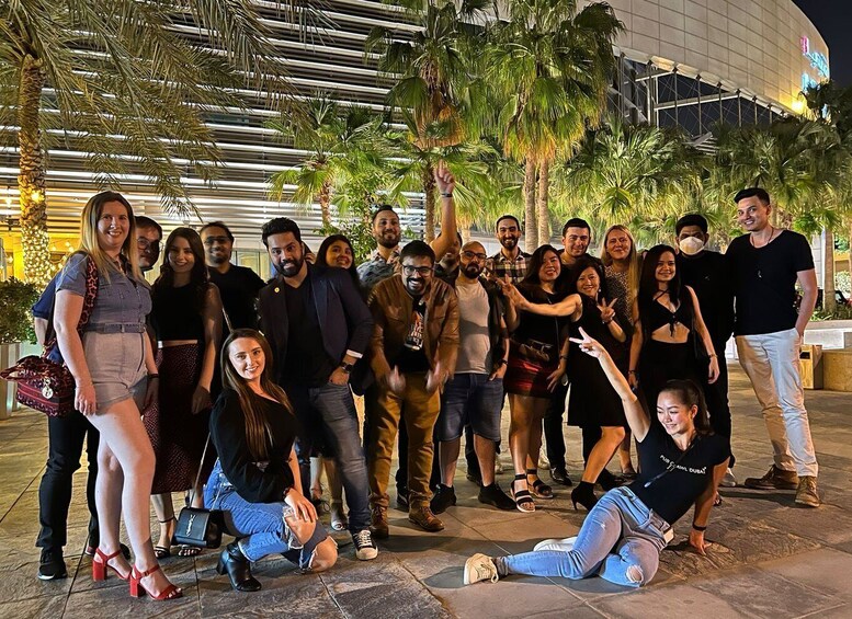 Dubai: Pub Crawl Nightlife Tour