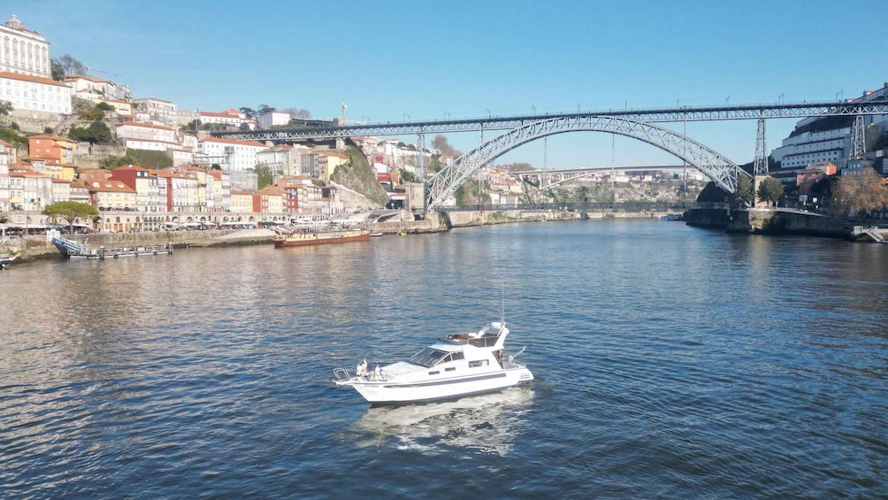 Picture 1 for Activity Yacht Douro Tour