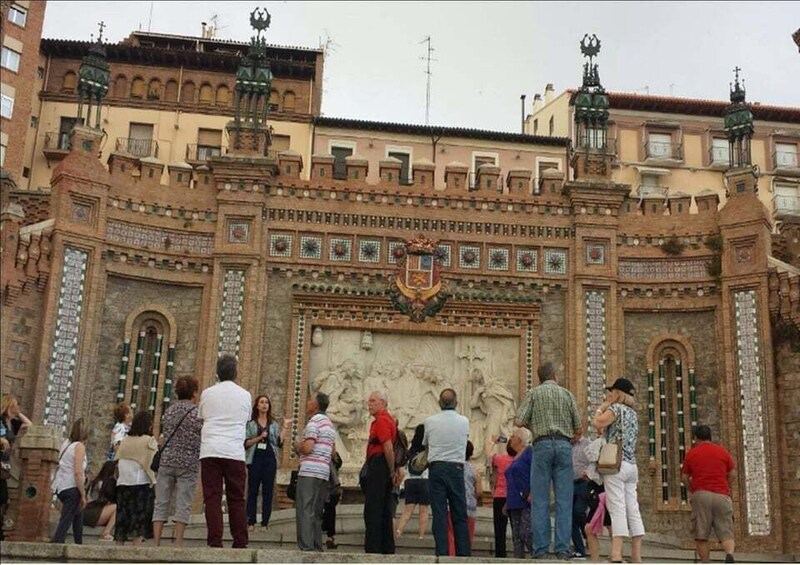 Picture 3 for Activity Teruel: Night History and Heritage Tour