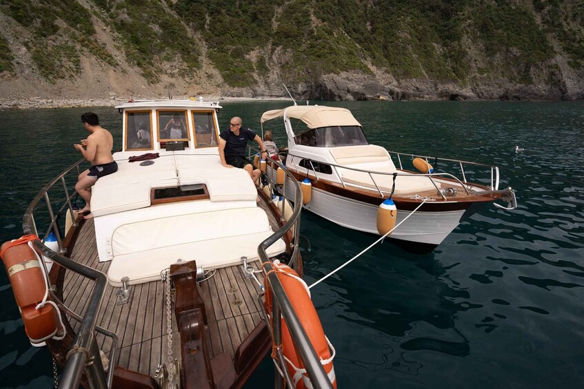 Picture 30 for Activity From La Spezia: Cinque Terre Boat Tour with Lunch and Wine