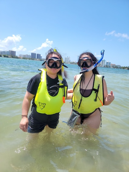 Picture 1 for Activity Miami: Beginner-Friendly Island Snorkeling by SUP or Kayak