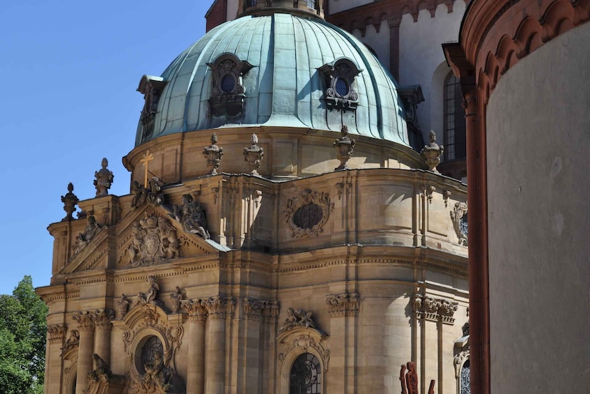 Picture 1 for Activity Würzburg: Guided Walking Tour with Franconian Wine