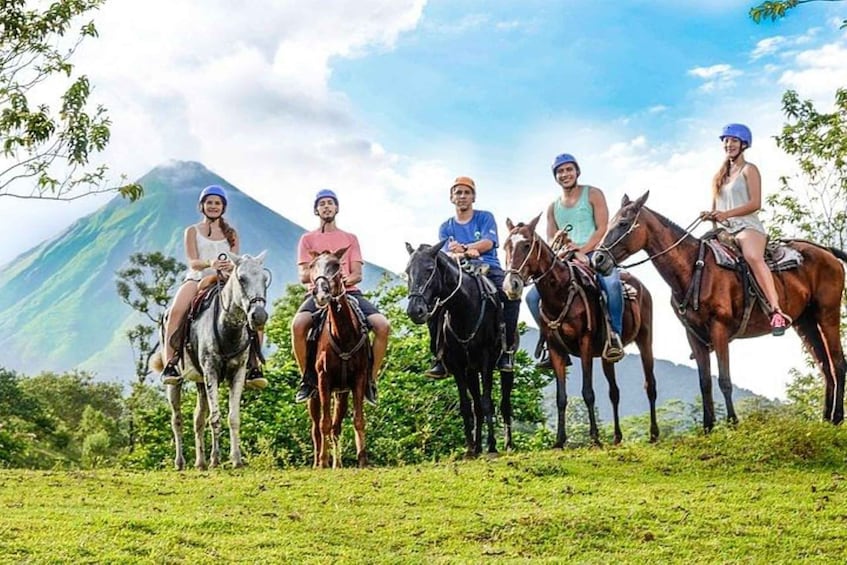 Picture 1 for Activity La Fortuna: Horseback Ride to La Fortuna Waterfall