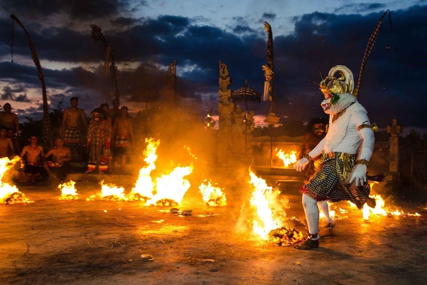 Picture 7 for Activity Uluwatu Temple Sunset & Kecak Fire Dance Tour