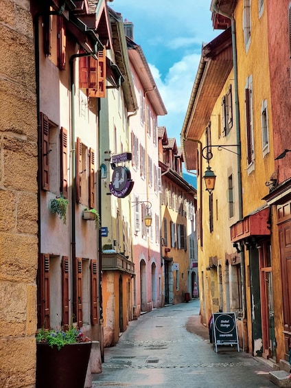 Picture 8 for Activity Annecy: Traditional Food Group Walking Tour