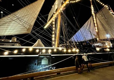 San Diego: Embarcadero Waterfront Ghost Walking Tour