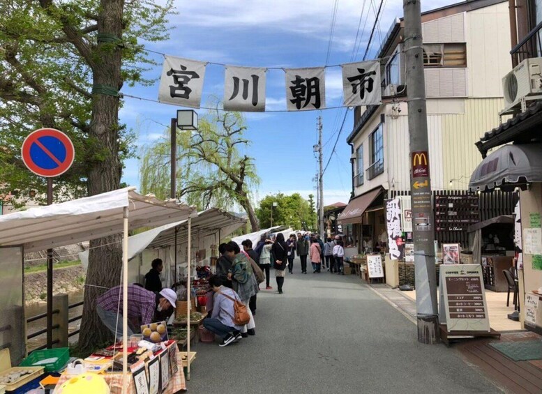 Picture 4 for Activity From Takayama: Guided Day Trip to Takayama and Shirakawa-go