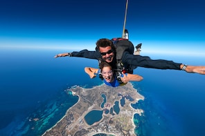 8,000ft Rottnest Island Tandem Skydive
