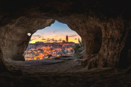 Matera : Marche excursion avec l'église rupestre et l'entrée de l'hypogée