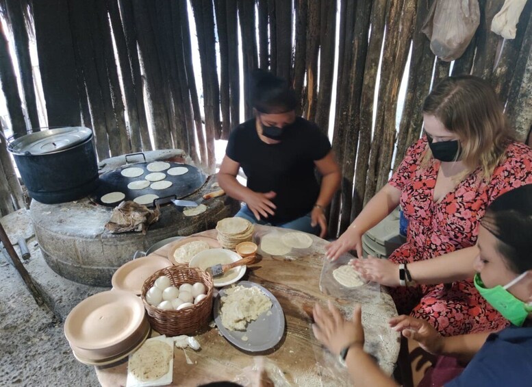 Picture 12 for Activity Private tour: Chichen Itza at night, Cave Adventure & Dinner