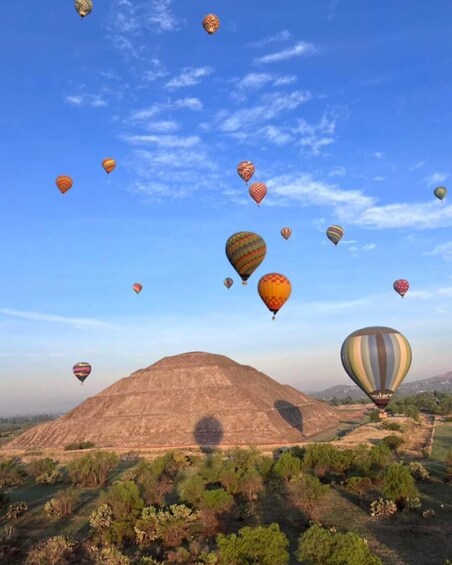 Picture 8 for Activity Unforgettable balloon flight over Teotihuacan and cave