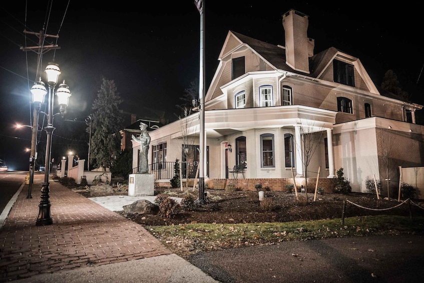 Picture 3 for Activity Gettysburg: Ultimate Dead of Night Haunted Ghost Tour