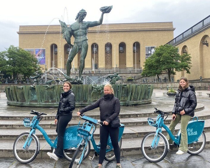 Picture 12 for Activity Gothenburg: City Highlights Bike Tour with Transfer